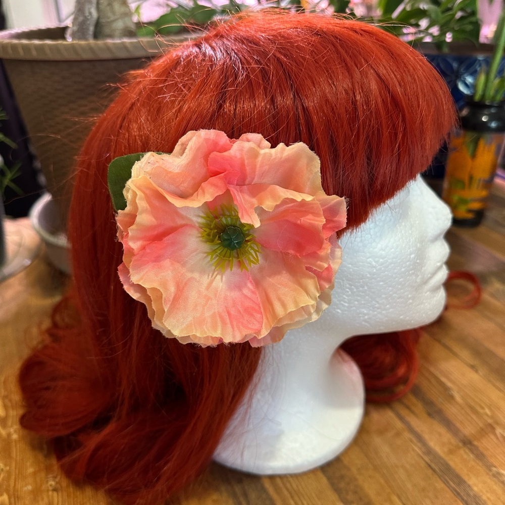 Flower hair clip